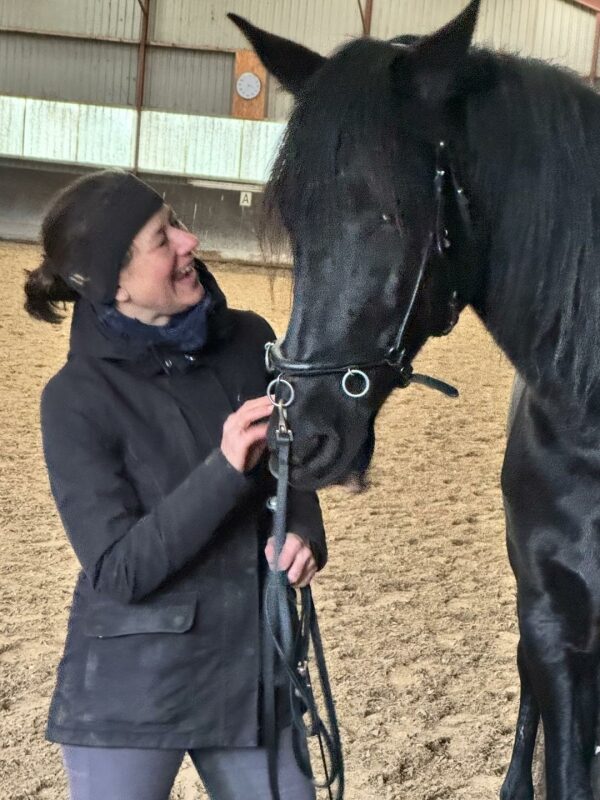 Merel Schrama, Gecertificeerd instructeur